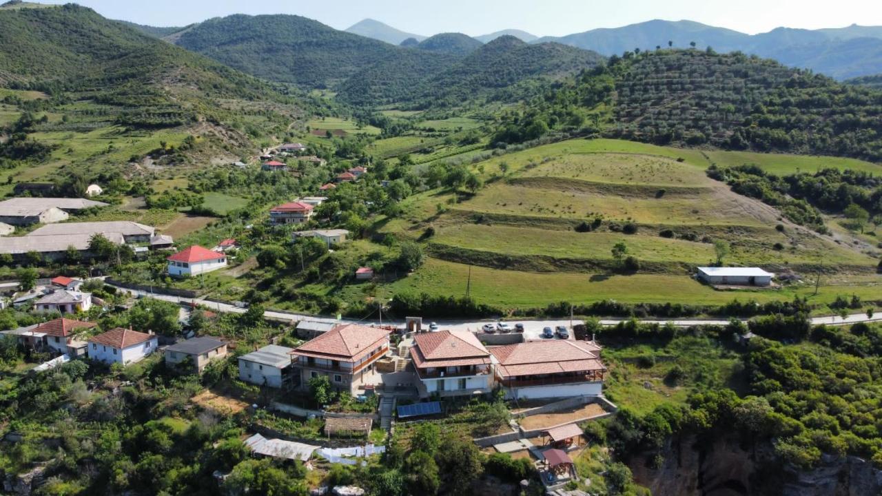 Guest House Bracaj Zhaban المظهر الخارجي الصورة