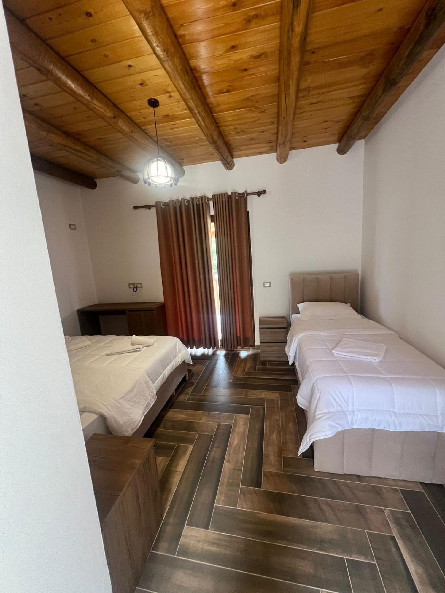 Guest House Bracaj Zhaban المظهر الخارجي الصورة