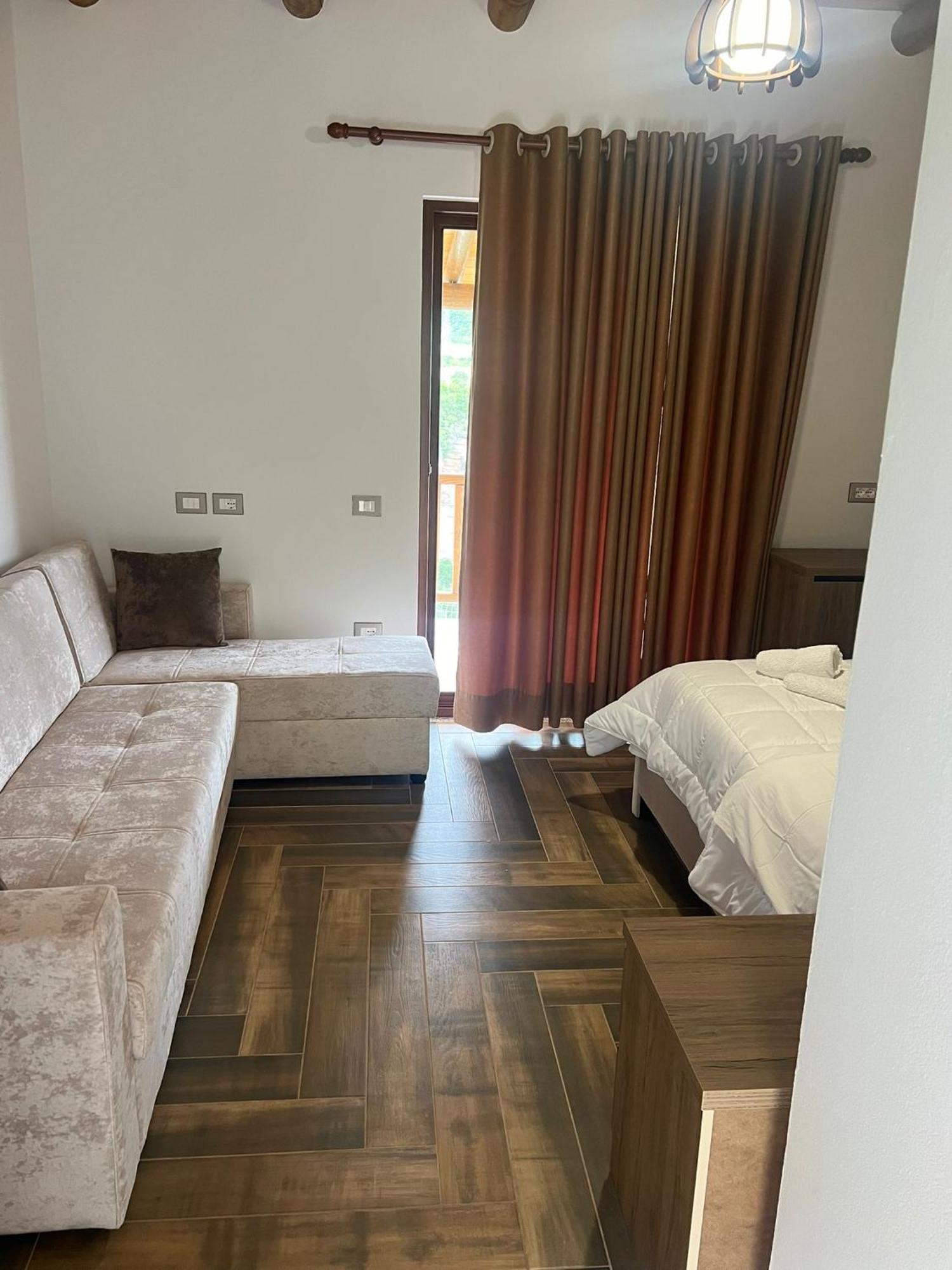 Guest House Bracaj Zhaban المظهر الخارجي الصورة