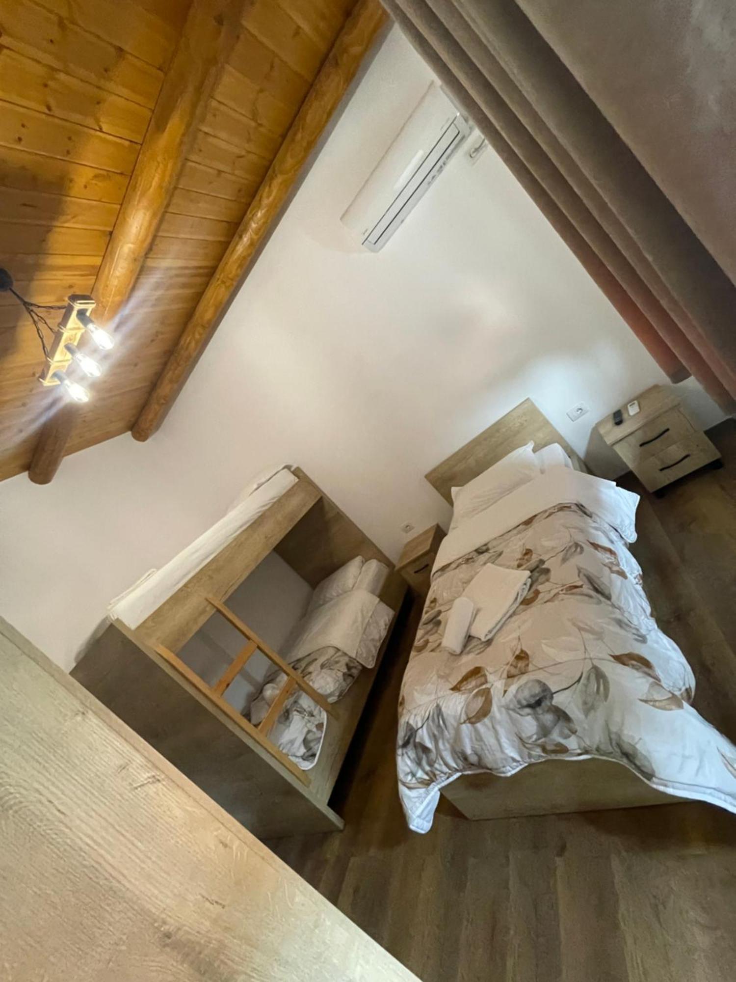 Guest House Bracaj Zhaban المظهر الخارجي الصورة