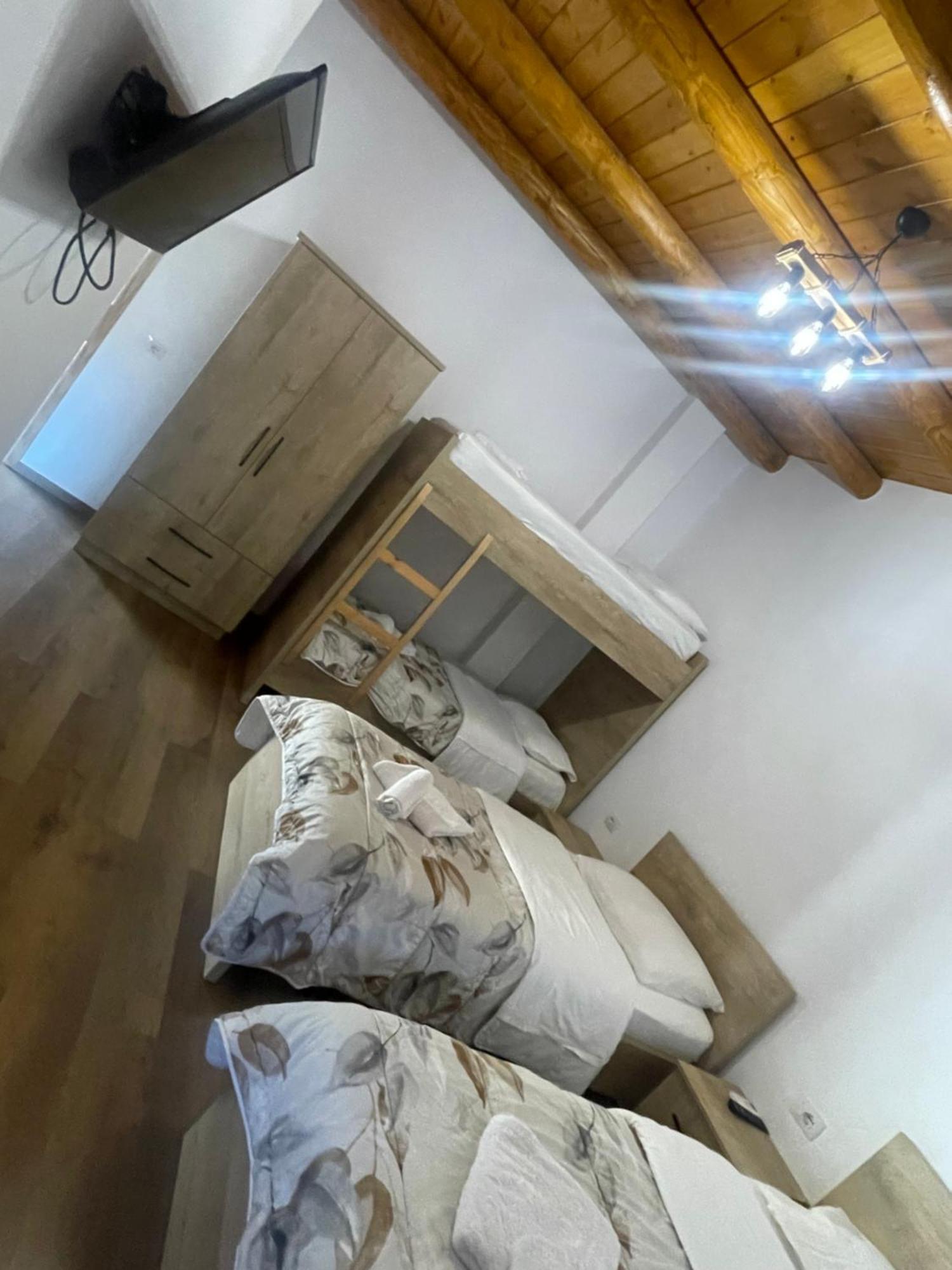 Guest House Bracaj Zhaban المظهر الخارجي الصورة