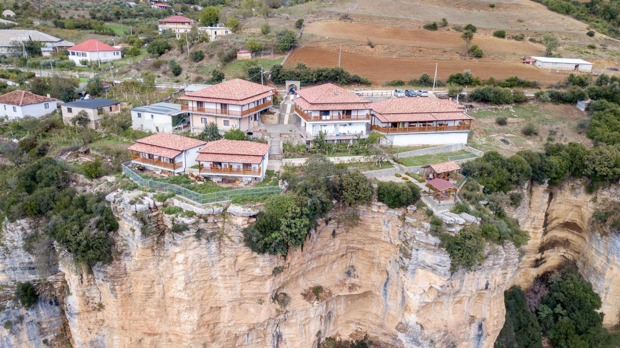 Guest House Bracaj Zhaban المظهر الخارجي الصورة